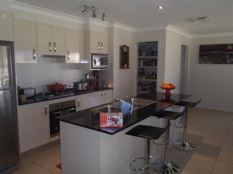 3 Stokes Avenue, Westdale NSW 2340