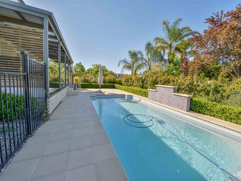 44 Greg Norman Drive, Tamworth NSW 2340