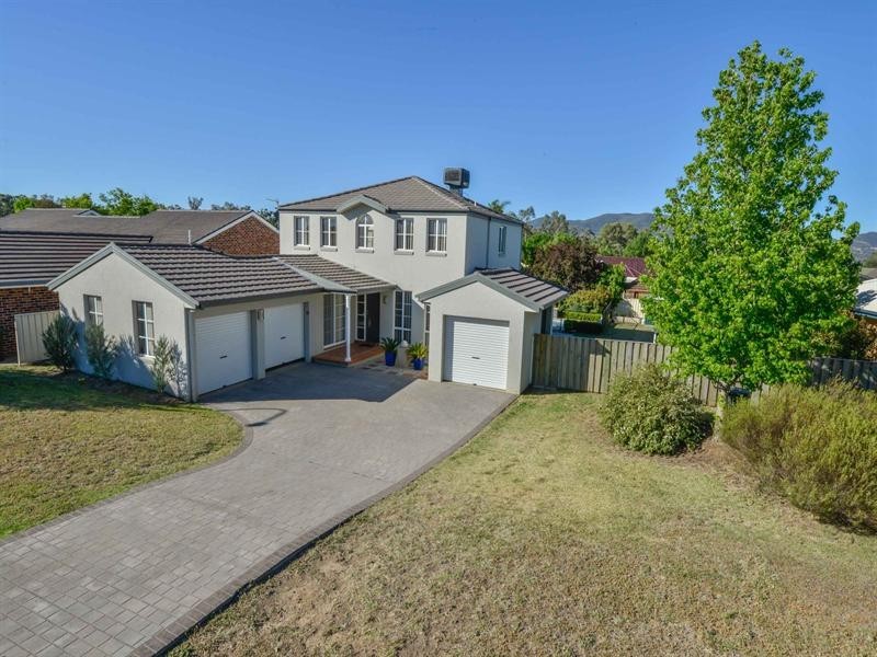 44 Greg Norman Drive, Tamworth NSW 2340