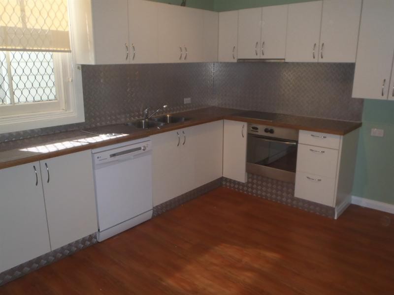 UPPER STREET, East Tamworth NSW 2340