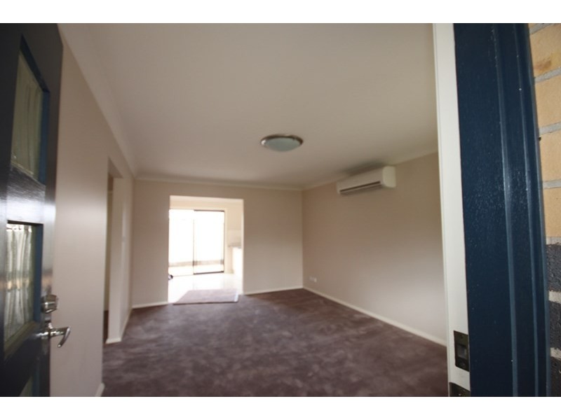 17 Warral Road, Tamworth NSW 2340