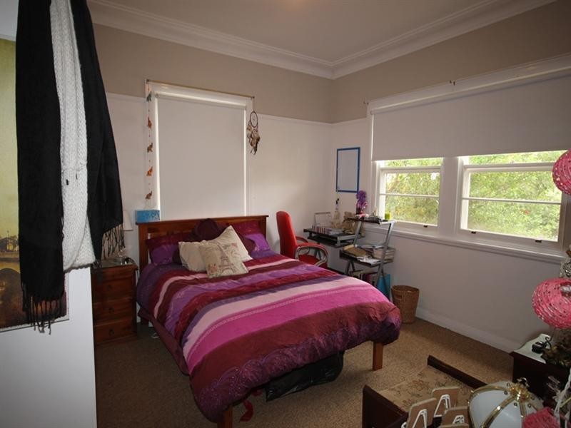 8 Janison Street, Tamworth NSW 2340