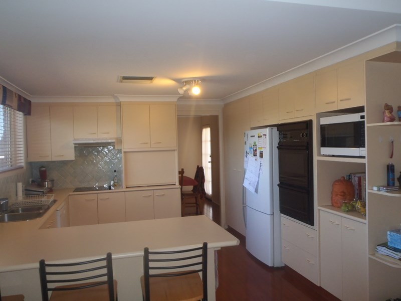 14 Camira Crescent, South Tamworth NSW 2340