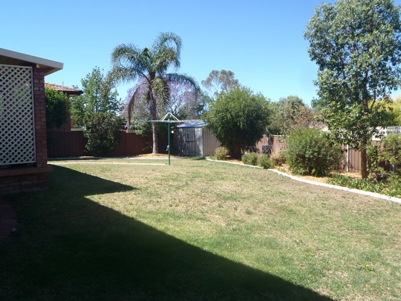 14 Camira Crescent, South Tamworth NSW 2340