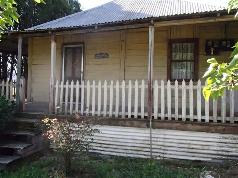 33 Munro Street, Woolomin NSW 2340