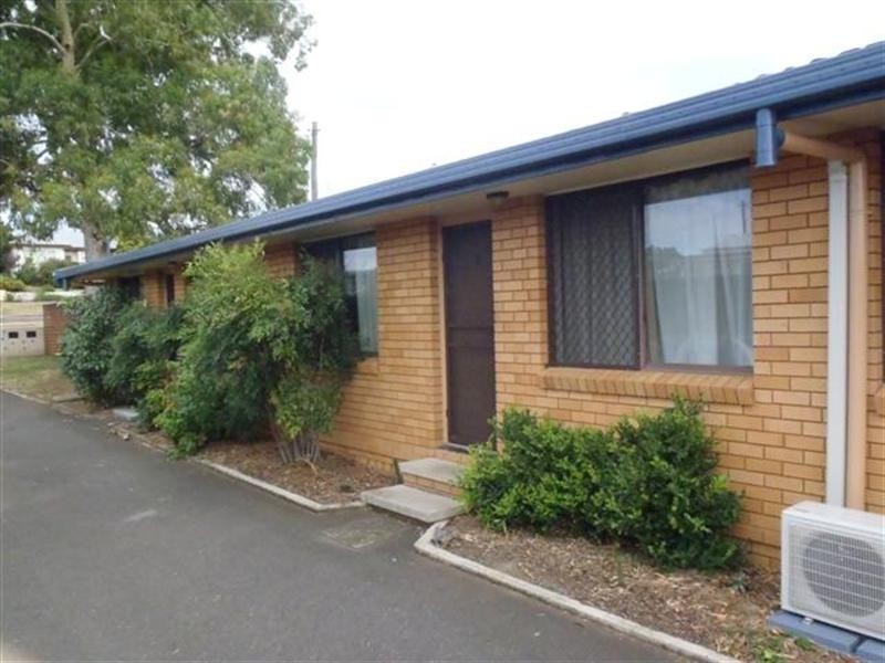 2/162 Goonoo Goonoo Road, Tamworth NSW 2340