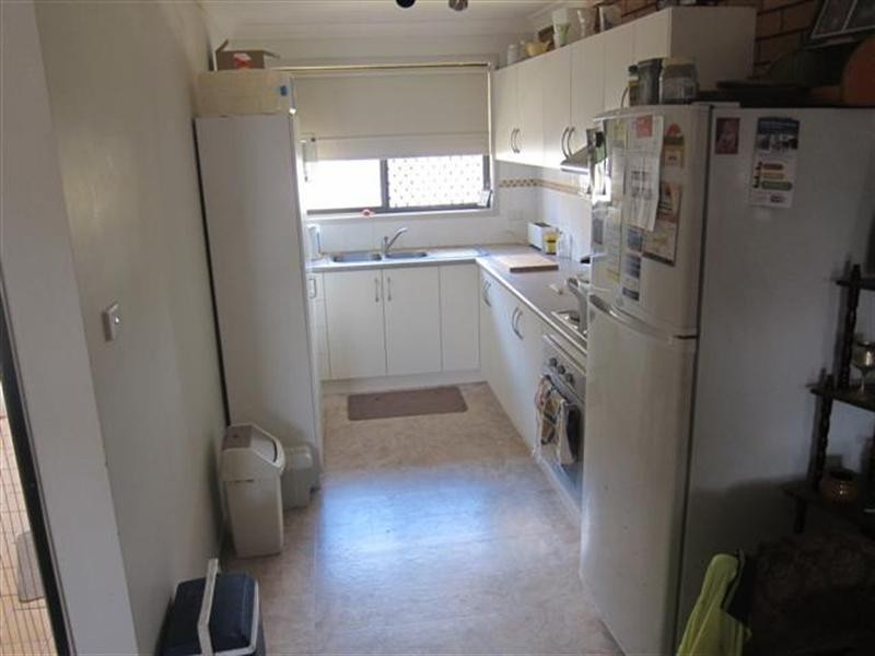 2/162 Goonoo Goonoo Road, Tamworth NSW 2340