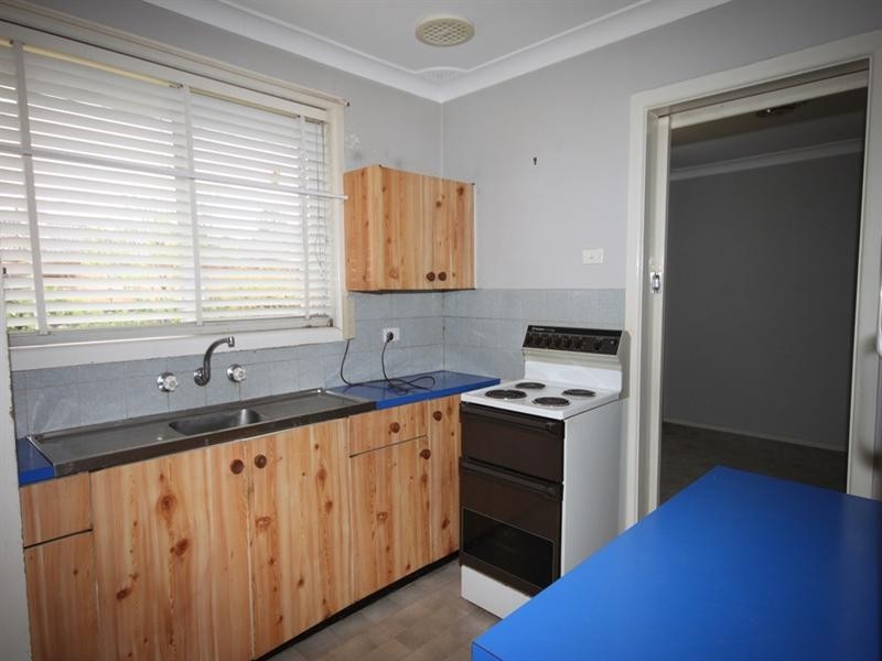 10 Larool Street, Tamworth NSW 2340