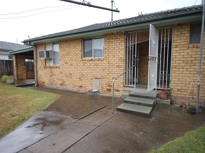 10 Larool Street, Tamworth NSW 2340