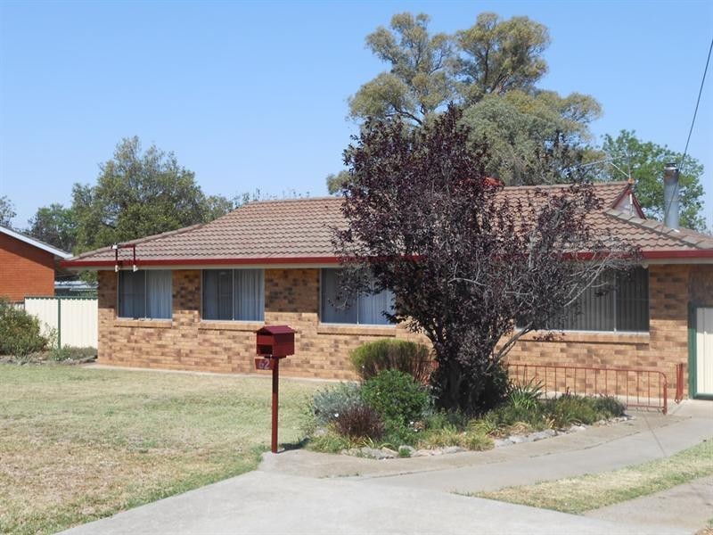 62 Cole Road, Tamworth NSW 2340