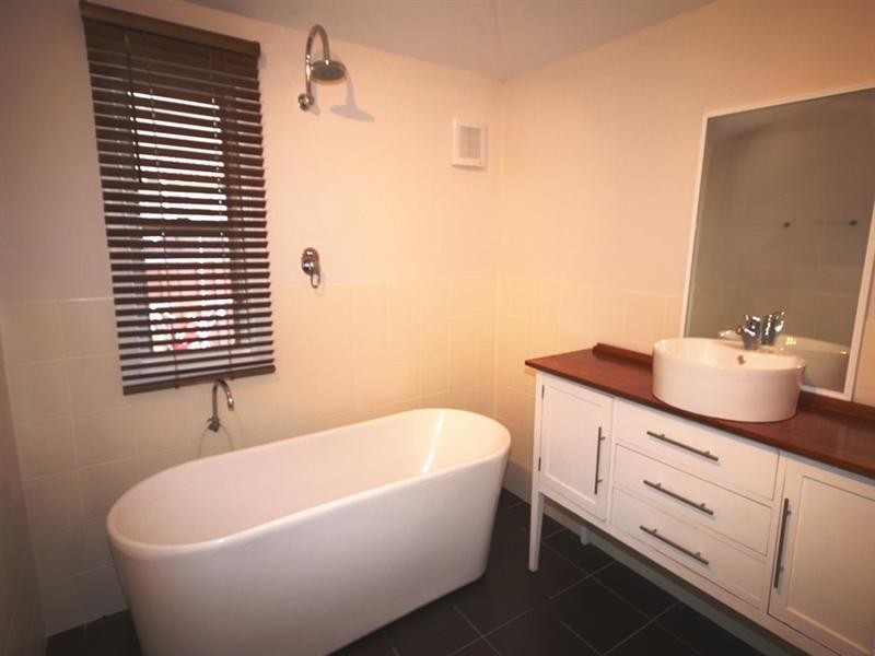 3 Lydia Street, Tamworth NSW 2340