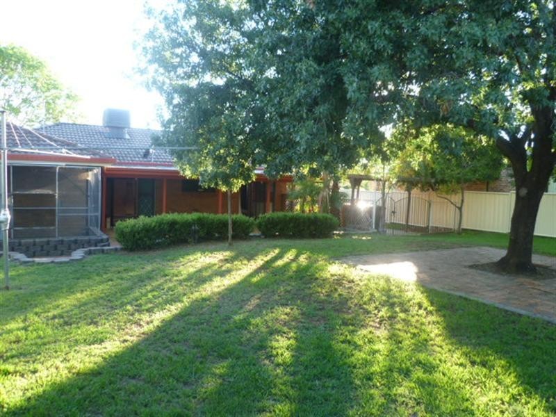 19 Harrier Parade, Tamworth NSW 2340
