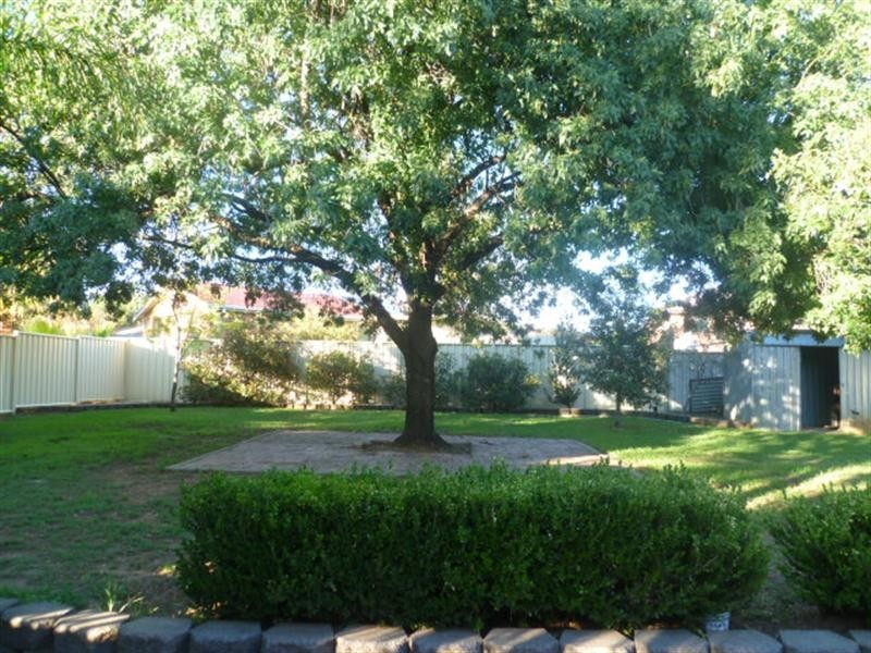 19 Harrier Parade, Tamworth NSW 2340