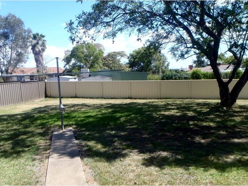 133 Manilla Road, Tamworth NSW 2340