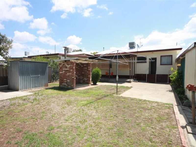 5 Churchill Street, Tamworth NSW 2340