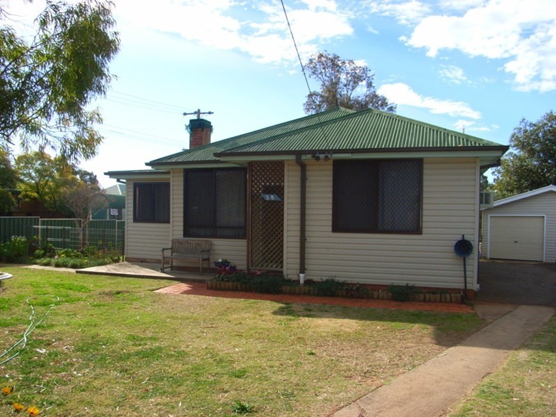 28 Susanne Street, South Tamworth NSW 2340