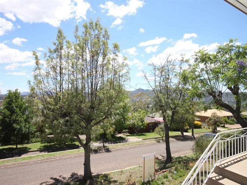 9 Paul Street, Tamworth NSW 2340