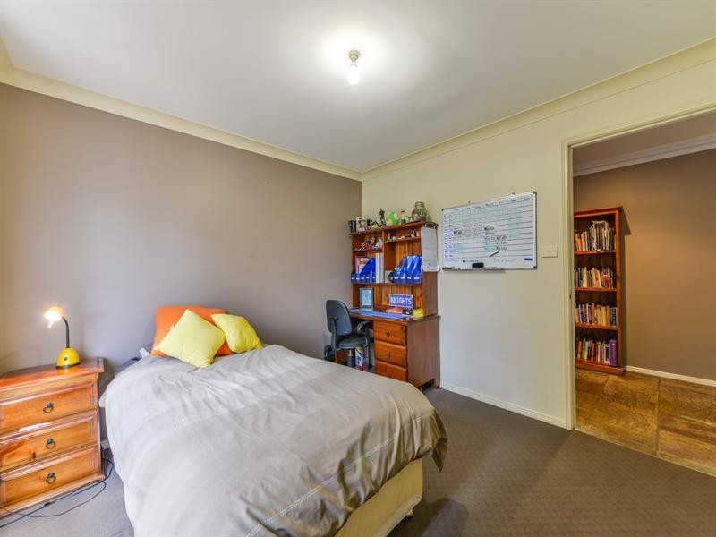 10 Matilda Place, Tamworth NSW 2340