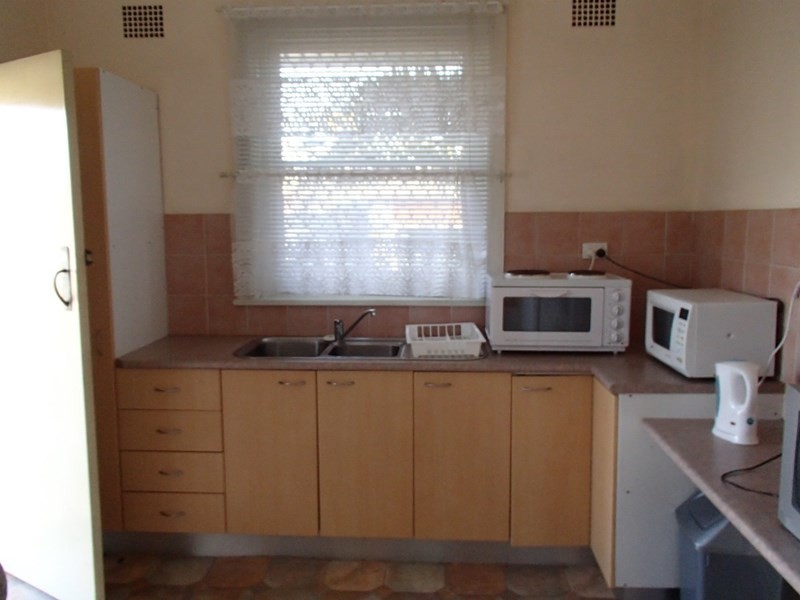 2/153 Goonoo Goonoo Road, Tamworth NSW 2340