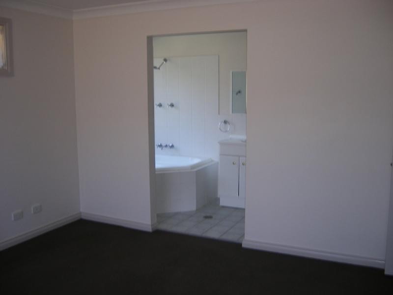 41 Peregrine Avenue, Calala NSW 2340