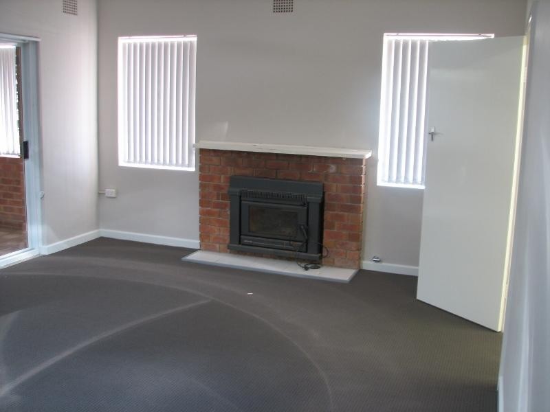 9 Degance Street, Tamworth NSW 2340