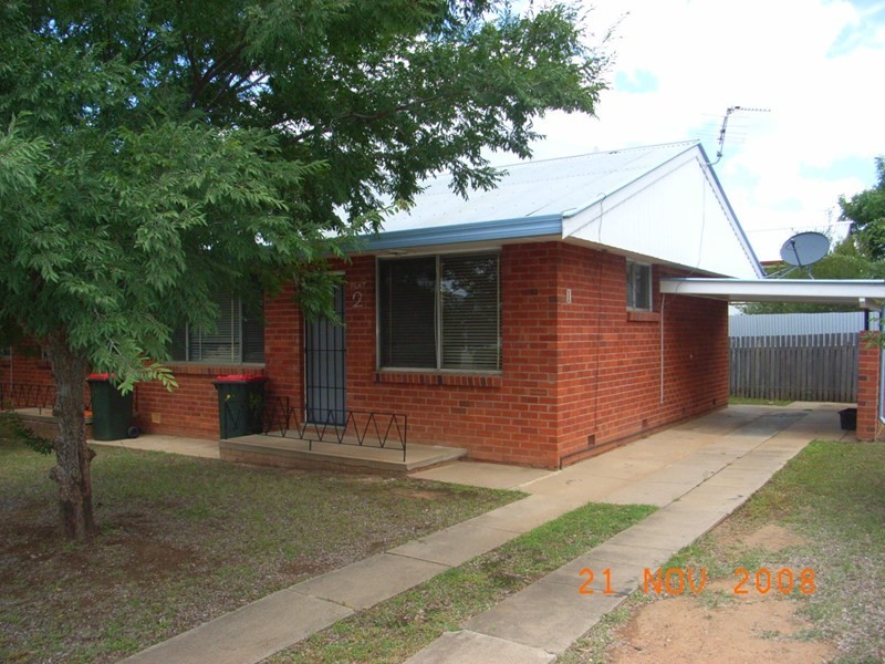 2/1 Melrose Street, South Tamworth NSW 2340