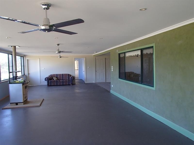 23 Loi Lane, Moore Creek NSW 2340