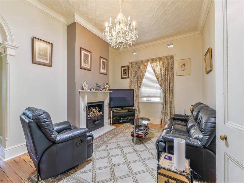 41 Carthage Street, Tamworth NSW 2340