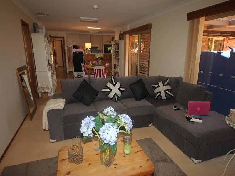 12 The Mews, Tamworth NSW 2340