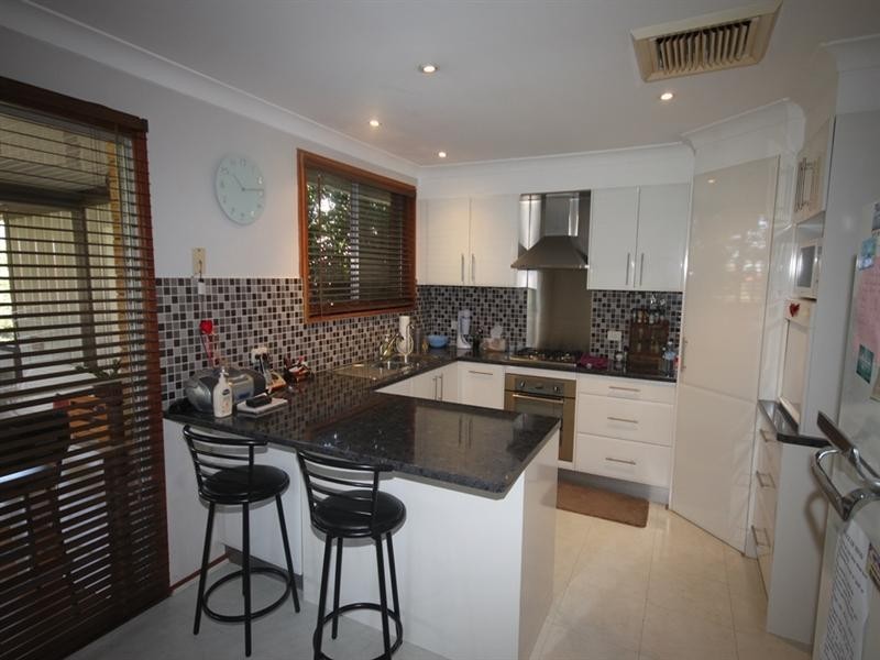 51 Minnamurra Crescent, Tamworth NSW 2340