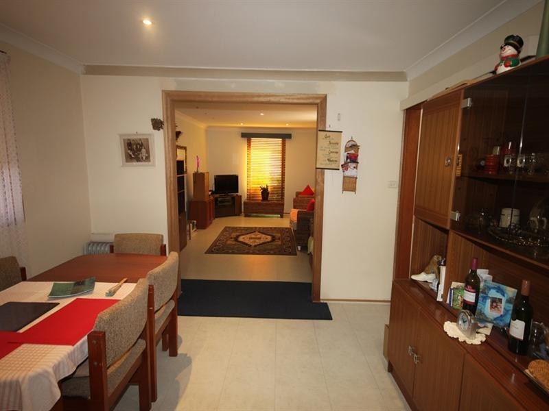 51 Minnamurra Crescent, Tamworth NSW 2340