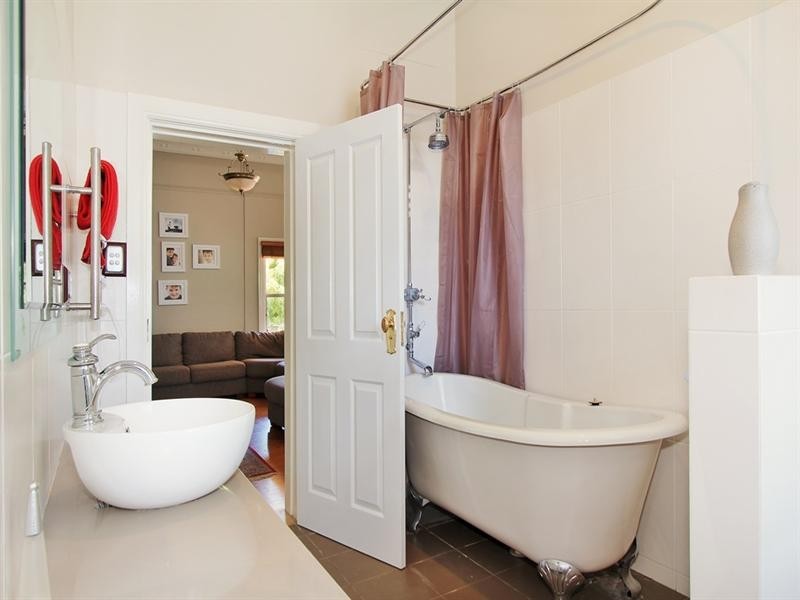 72 White Street, Tamworth NSW 2340