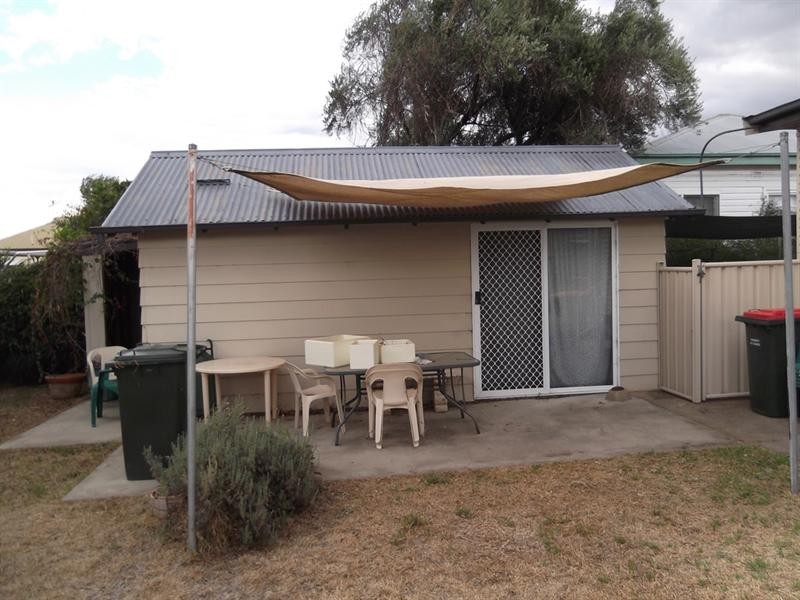 13 Hilton Street, Tamworth NSW 2340