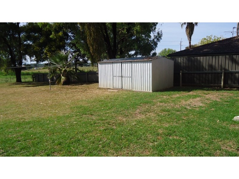 28 Mullumbimby Close, Tamworth NSW 2340