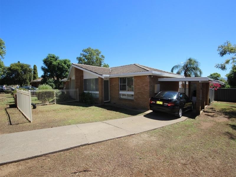 2/38 Links Avenue, Tamworth NSW 2340