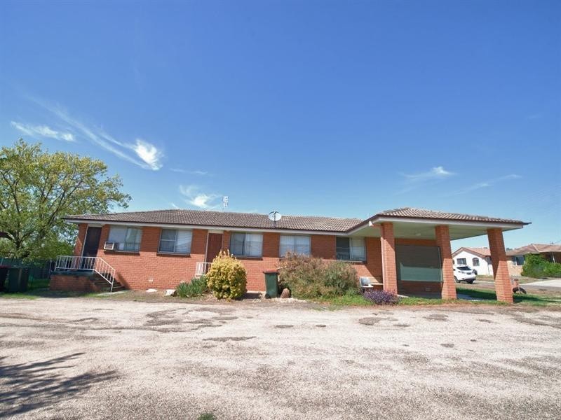 7 Edinburgh Avenue, Tamworth NSW 2340