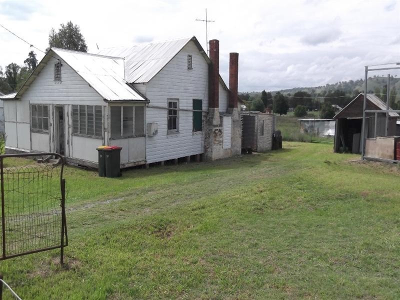 12 Queen Street, Barraba NSW 2347