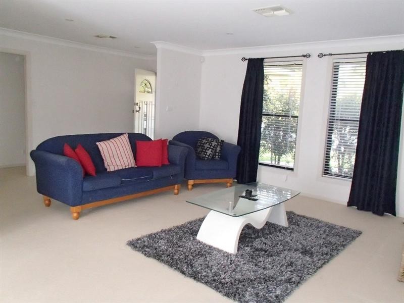 37 Illoura Street, Tamworth NSW 2340