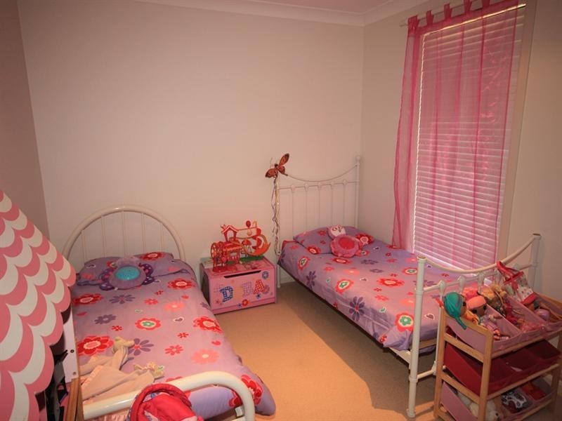 37 Illoura Street, Tamworth NSW 2340