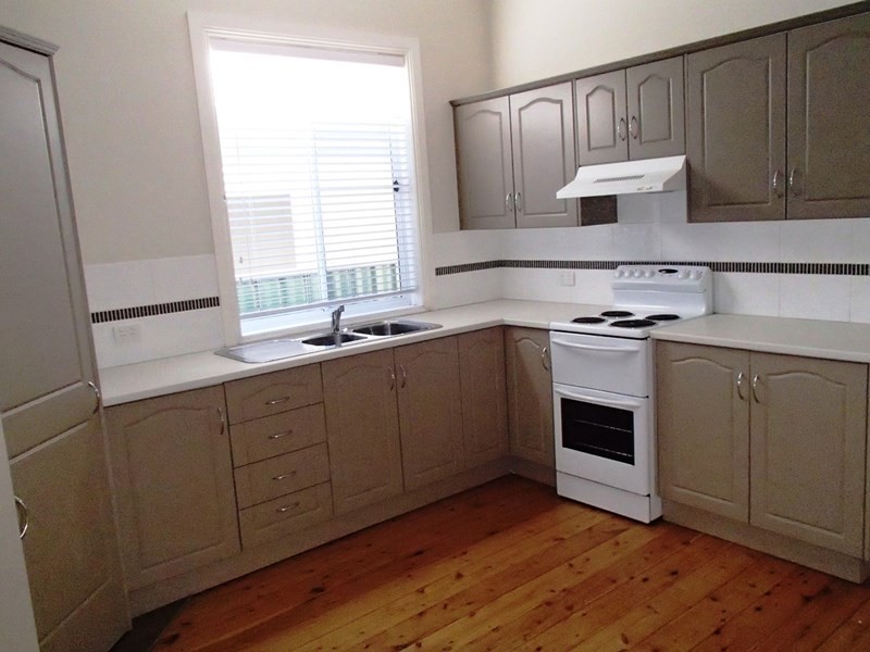 11 In Street, Tamworth NSW 2340