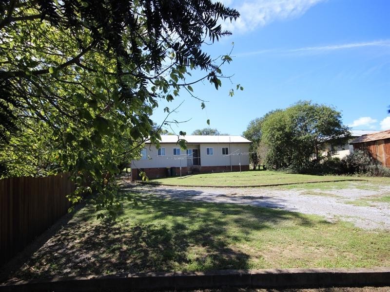 55 Manilla Road, Tamworth NSW 2340