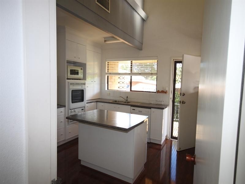 30 McRae Street, Tamworth NSW 2340