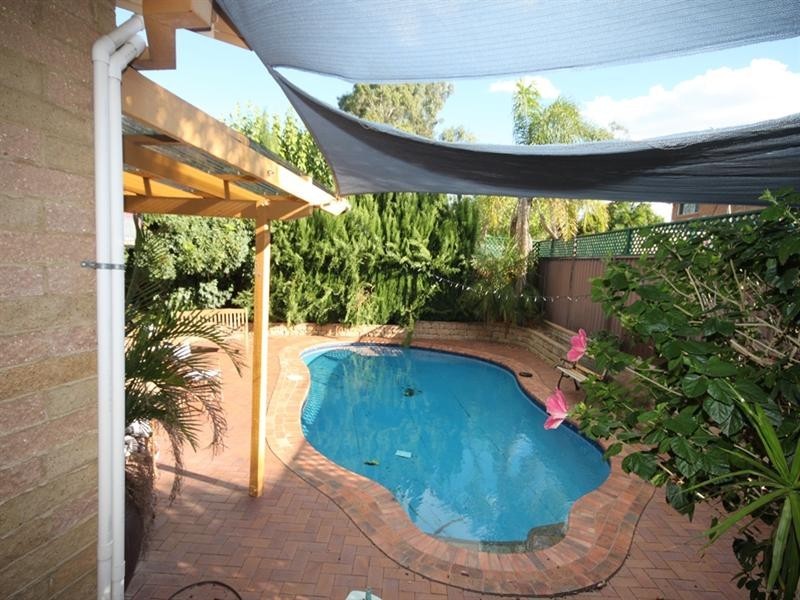 30 McRae Street, Tamworth NSW 2340