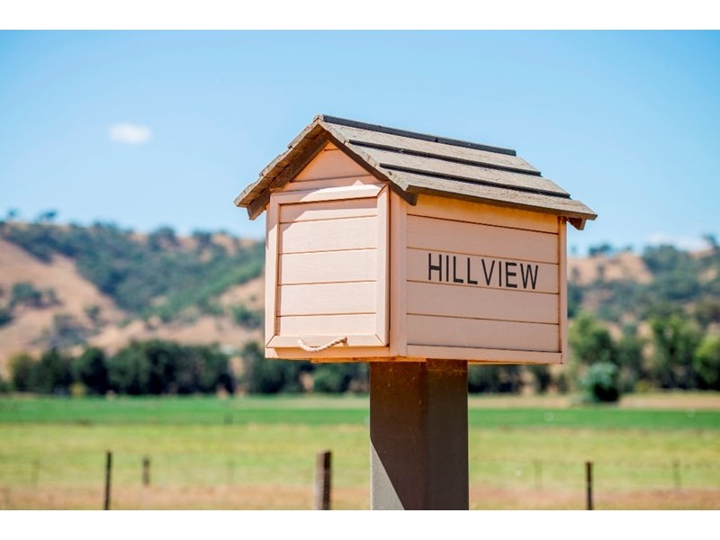 “Hillview” 620 Woolomin Road, Tamworth NSW 2340