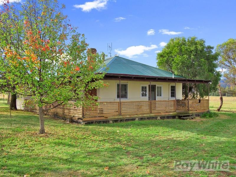“Kiah” 168 Walmar Road, Kootingal NSW 2352