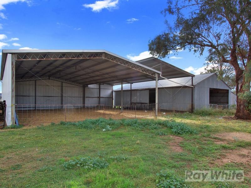 “Kiah” 168 Walmar Road, Kootingal NSW 2352