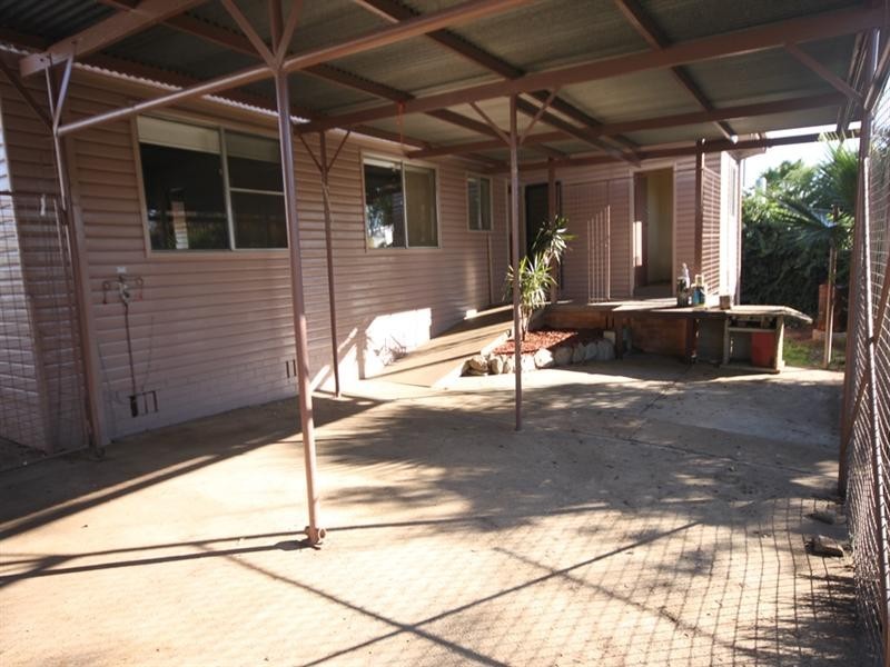 41 Churchill Street, Tamworth NSW 2340