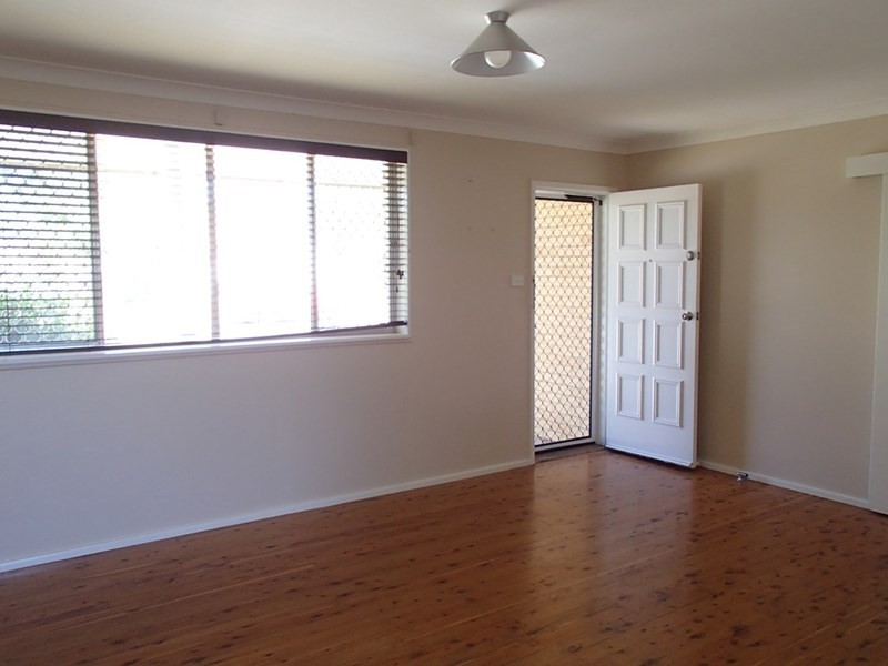 30 Kyooma Street, Tamworth NSW 2340