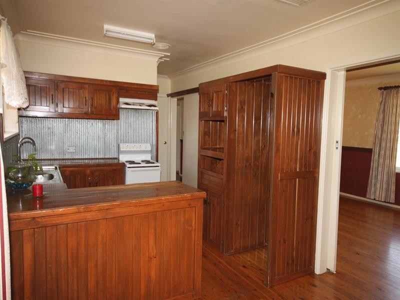 5 Oak Street, Tamworth NSW 2340