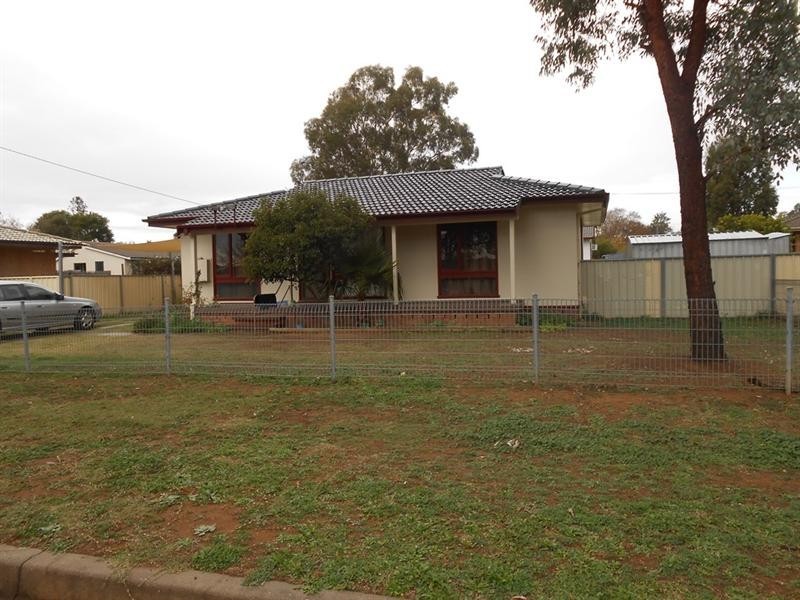 17 Sue Crescent, Tamworth NSW 2340